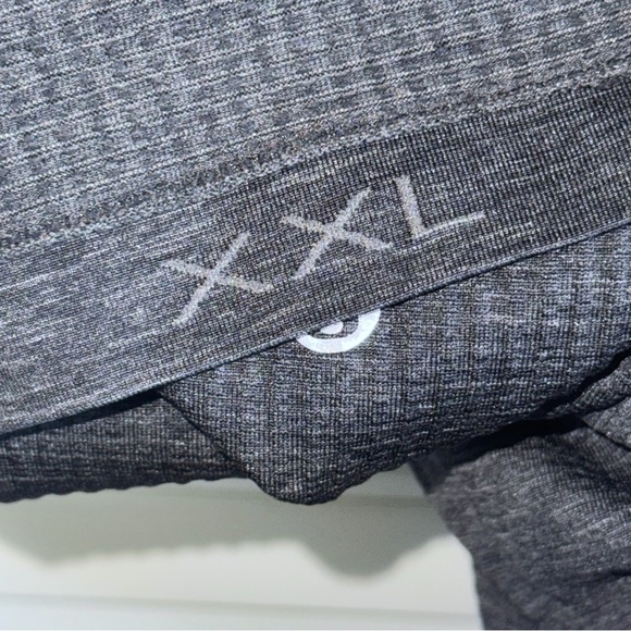 Lululemon Metal Vent Tech S/S Shirt
Charcoal Gray Sz 2XL Training Gym Running - Picture 8 of 10